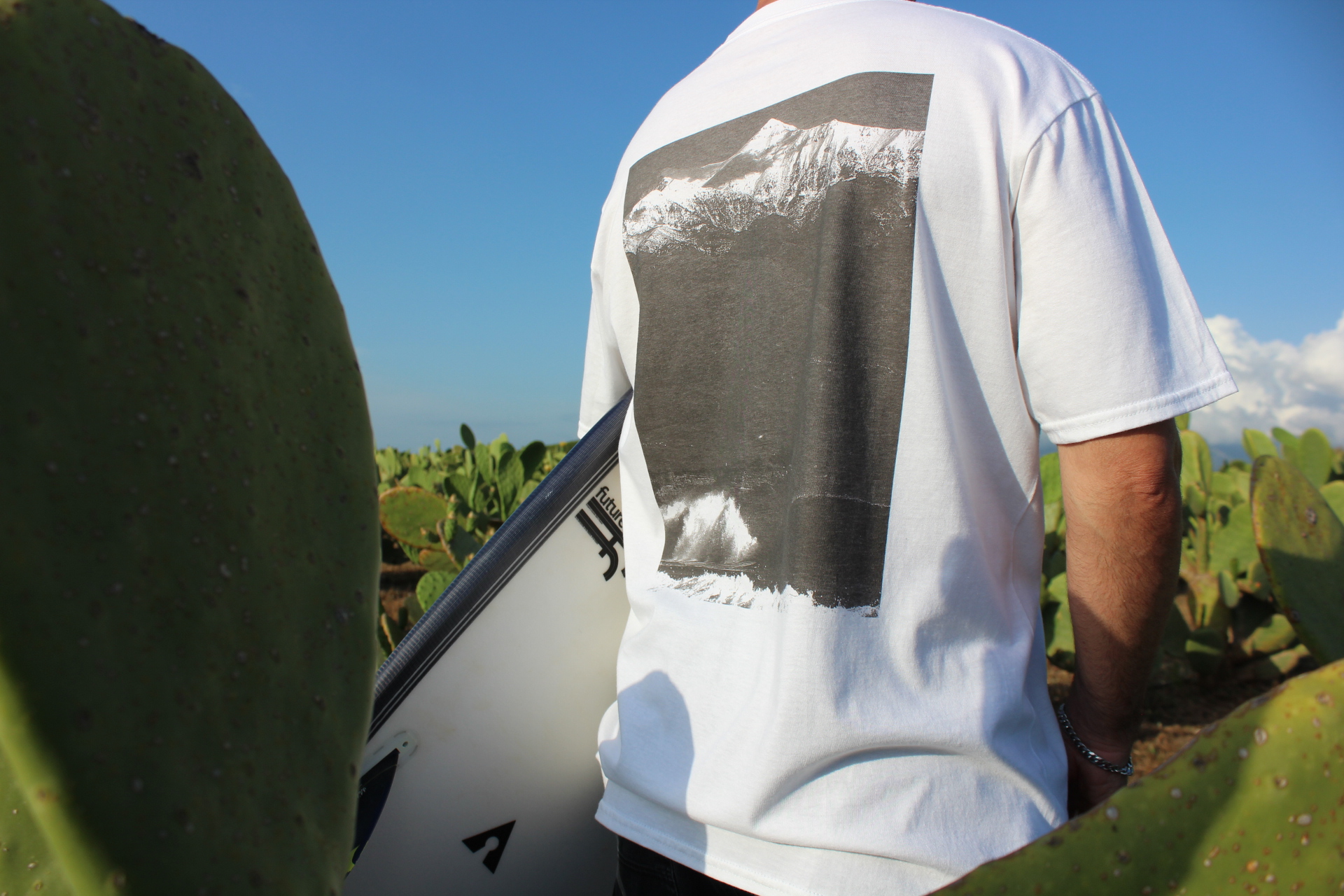 T SHIRT WHITE
