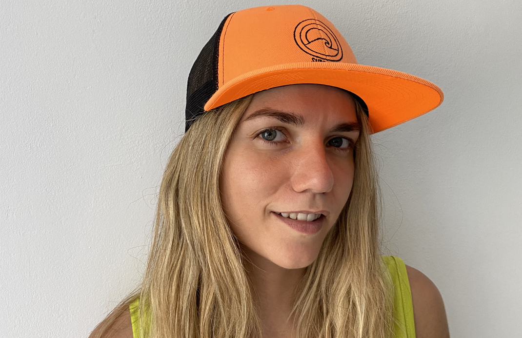 Surf Λdvs orange hat